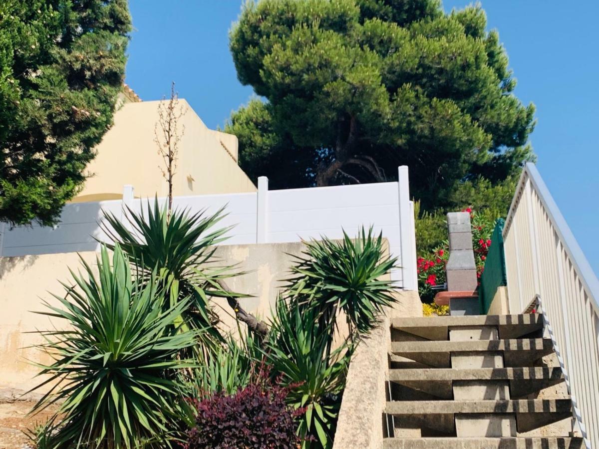 Apartment La Pinede